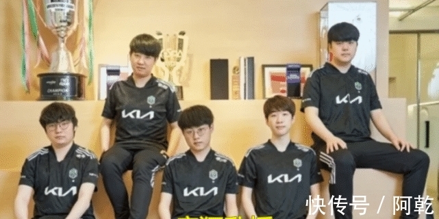 并迅速控球 并迅速控球