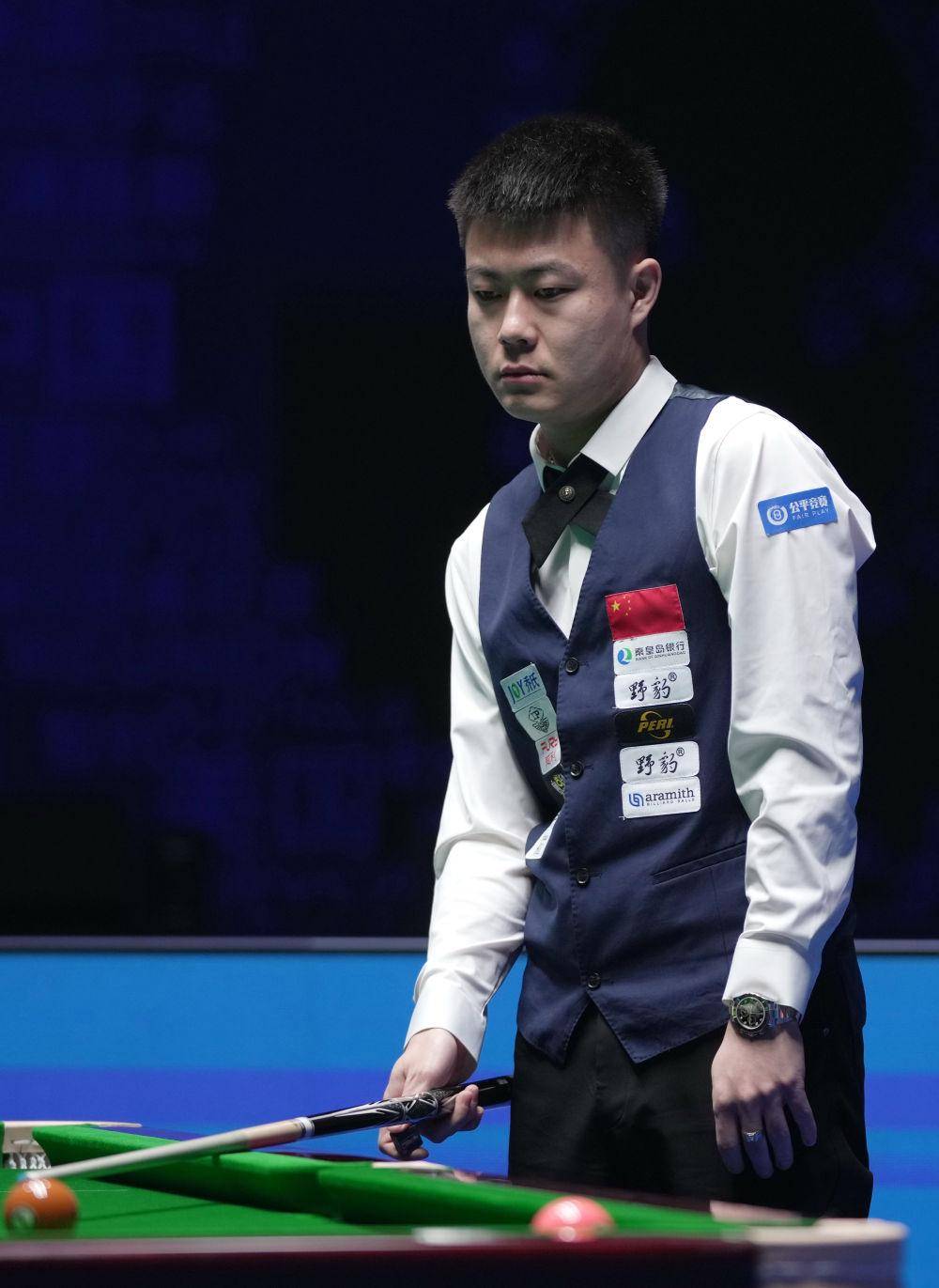 队员庆祝 队员庆祝