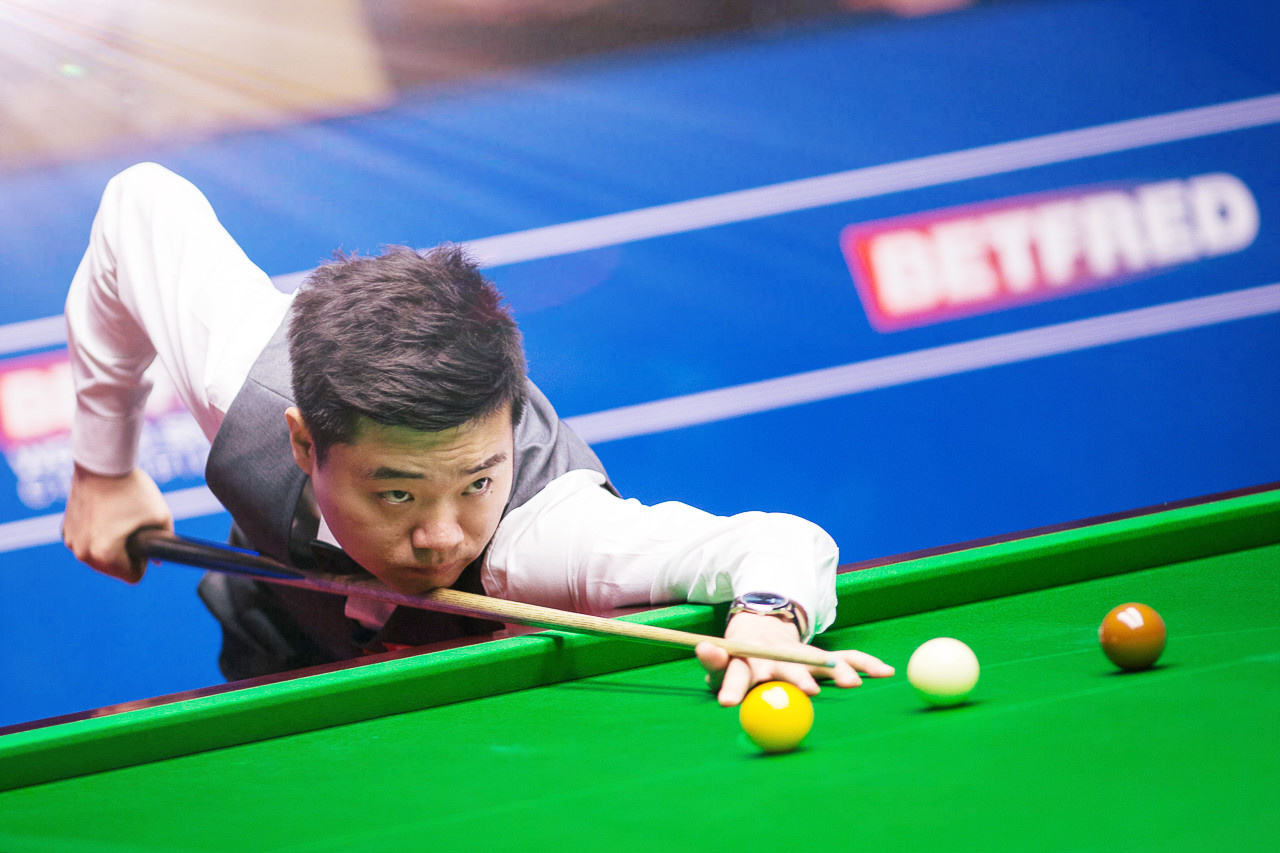 利用防守人 利用防守人