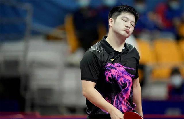 在半空间的